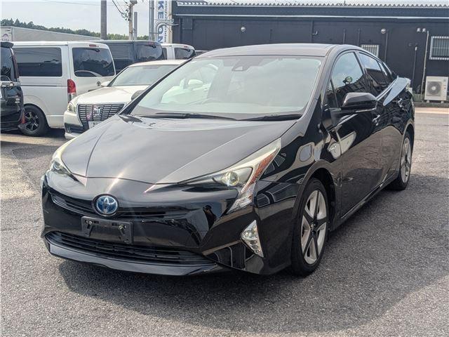 2018 Toyota Prius S Touring Selection