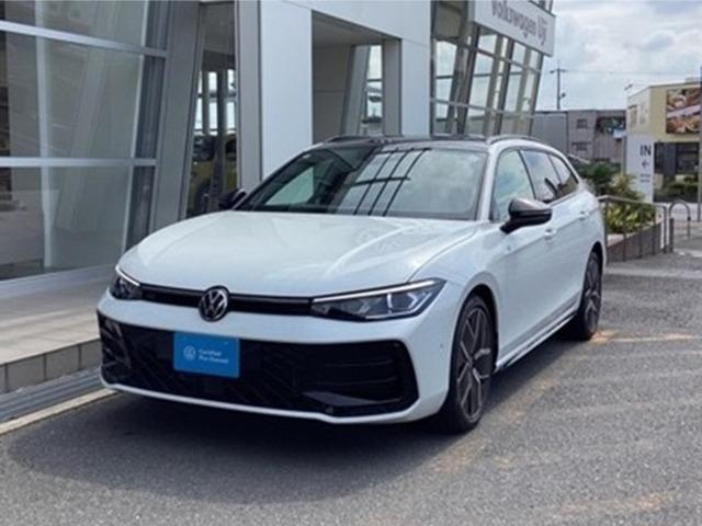 2026 Volkswagen VW Passat Wagon eTSI R-Line