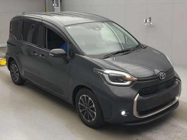2023 Toyota Sienta Hybrid Hybrid Z
