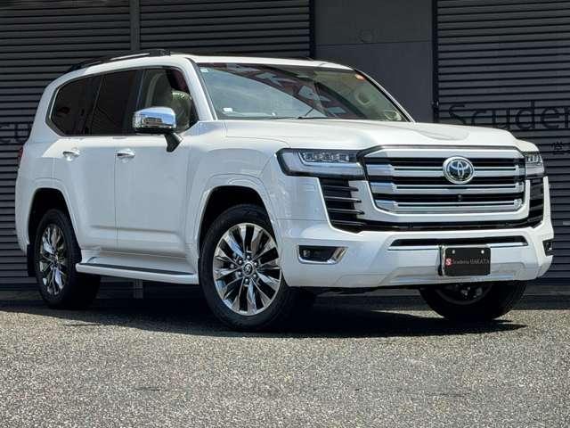 2025 Toyota LandCruiser 300ZX JBL Rear Entertainment Cold Weather Package Electric Rear Differential Lock Beige Leather