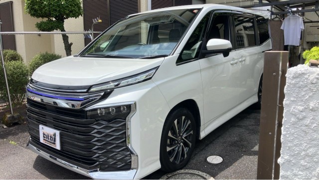2023 Toyota VOXY S-Z
