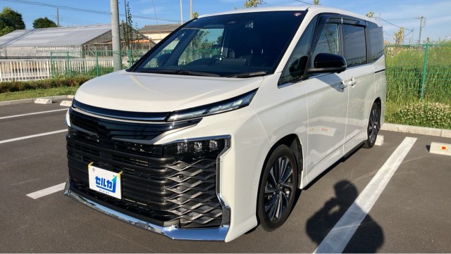 2023 Toyota VOXY S-Z