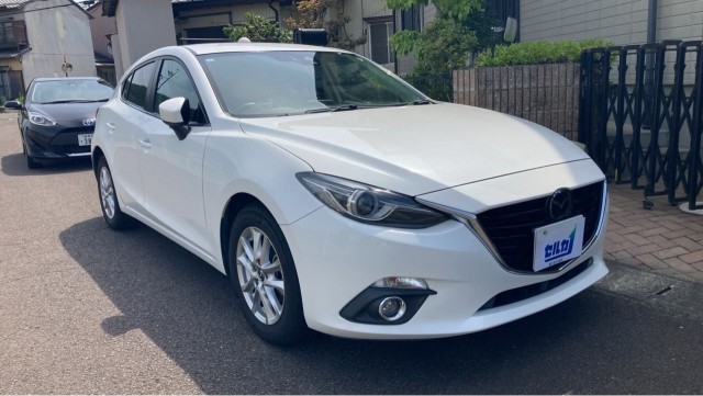 2015 MAZDA Axela Sport 15S Touring — Photo 1