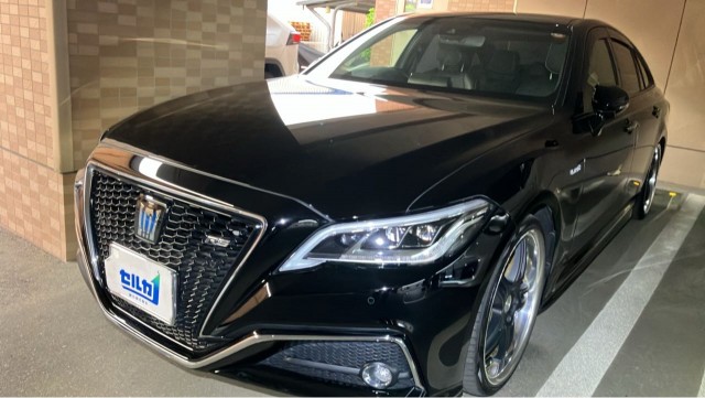2018 Toyota Crown Hybrid RS Advance