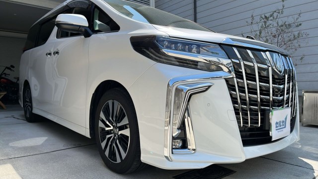 2020 Toyota Alphard 2.5S C Package — Photo 1
