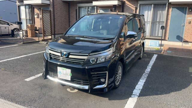 2017 Toyota Voxy Hybrid Hybrid ZS Kirameki?