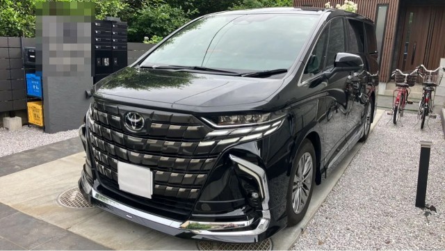 2024 Toyota Alphard Z — Photo 1