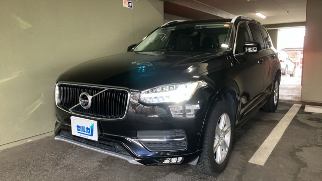 2017 VOLVO XC90 T5 AWD Momentum