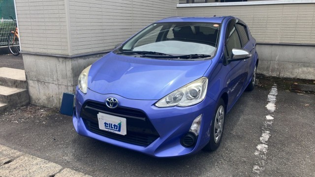 2016 Toyota AQUA G