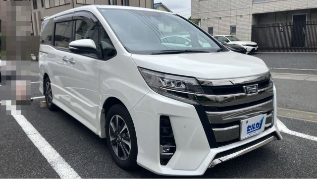 2020 Toyota Noah Si Double Bee? — Photo 1