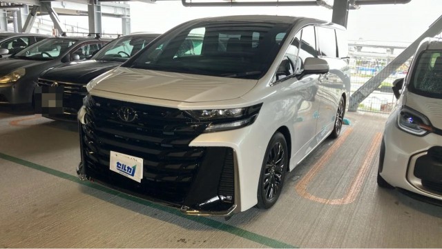 2023 Toyota Vellfire Hybrid Z Premia