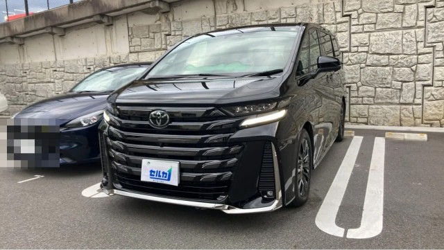 2024 Toyota Vellfire Hybrid Z Premia