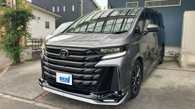 2025 Toyota Vellfire Z Premia
