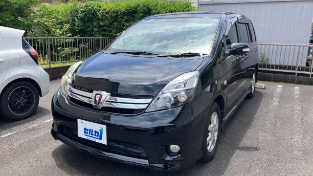 2013 Toyota ISIS Platana
