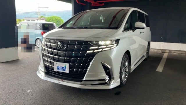 2025 Toyota Alphard Z