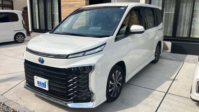 2024 Toyota VOXY Hybrid S-Z