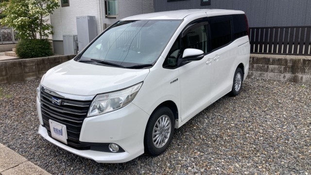 2015 Toyota NOAH Hybrid G