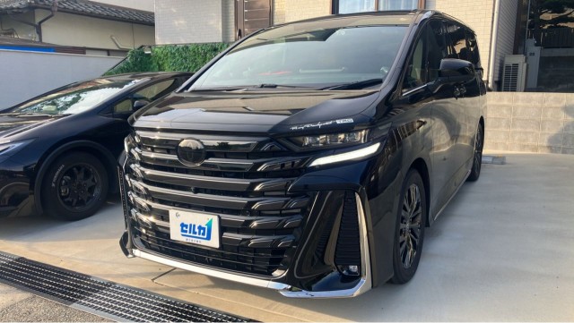 2024 Toyota Vellfire Hybrid Z Premia