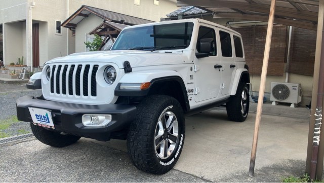 2023 CHRYSLERJEEP JEEP Wrangler UNLTD Sahara