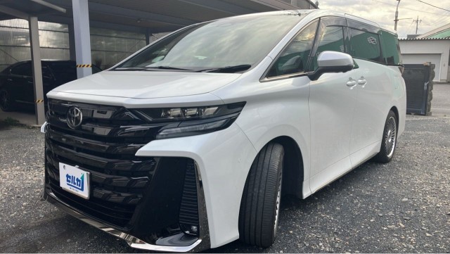 2025 Toyota Vellfire Hybrid Z Premia