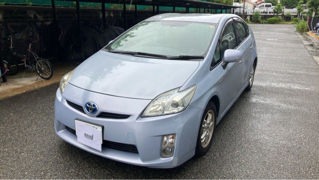 2010 Toyota Prius L
