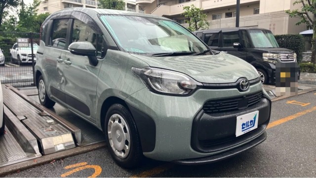 2025 Toyota Sienta Hybrid Hybrid G