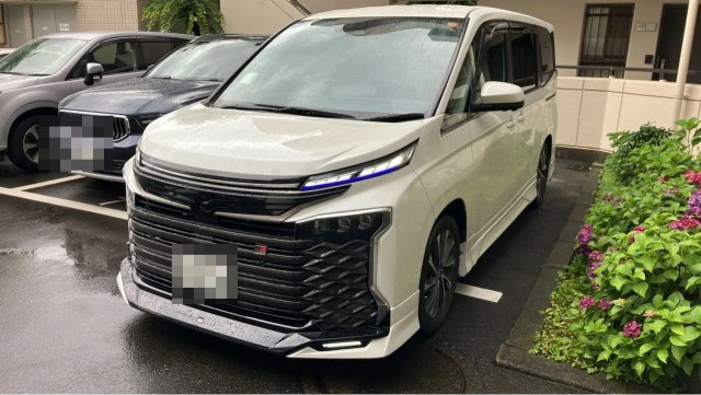 2023 Toyota VOXY Hybrid S-Z