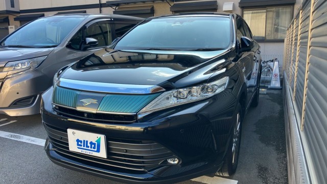 2017 Toyota Harrier Hybrid Progress Metal and Leather Package