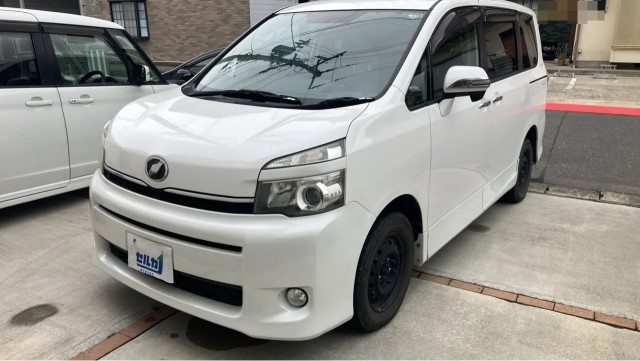 2011 Toyota Voxy X L Edition