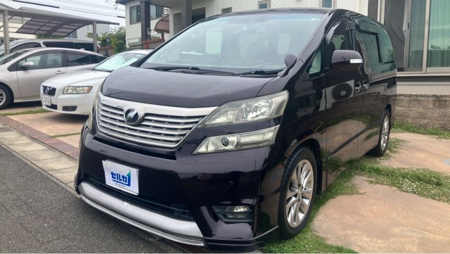 2010 Toyota VELLFIRE 2.4 Z Platinum Selection?