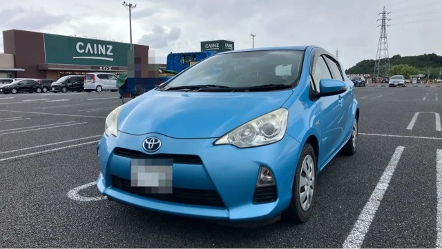 2013 Toyota Aqua G