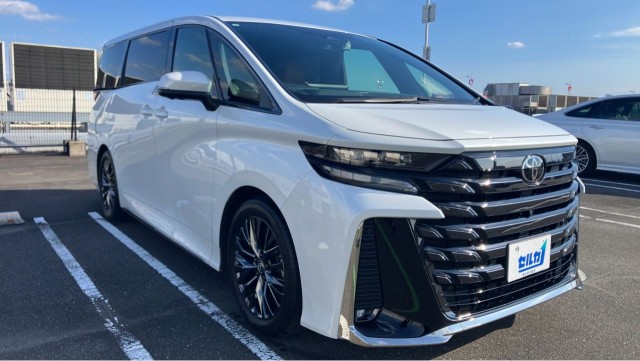 2023 Toyota Vellfire Hybrid Z Premia