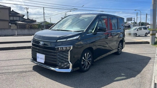 2022 Toyota VOXY Hybrid S-Z
