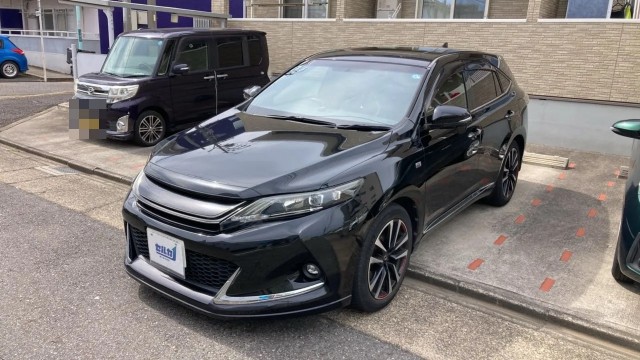 2015 Toyota Harrier Elegance G's — Photo 1