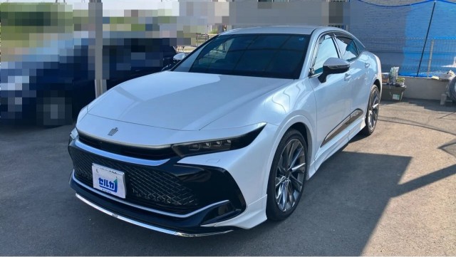 2023 Toyota Crown Crossover G Advanced Leather Package