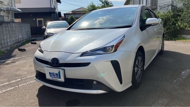 2021 Toyota Prius A Premium — Photo 1