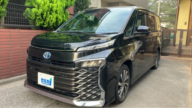 2022 Toyota VOXY Hybrid S-Z