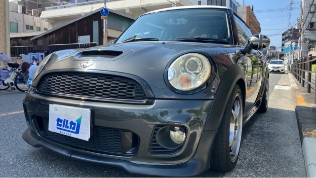 2011 BMW_Mini BMW Mini 3HB Cooper S