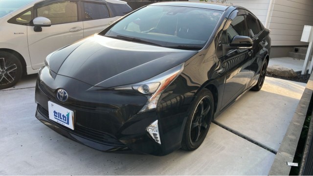 2017 Toyota Prius S — Photo 1