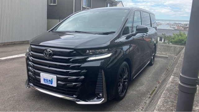 2025 Toyota Vellfire Z Premia