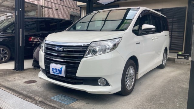 2014 Toyota NOAH Hybrid G