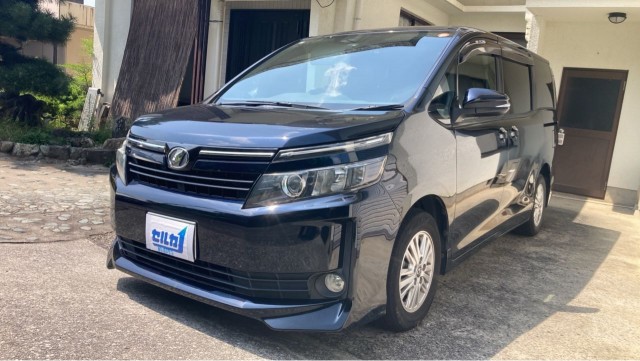 2015 Toyota VOXY V — Photo 1