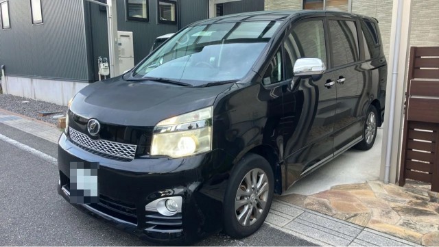 2013 Toyota Voxy ZS Kirameki Z
