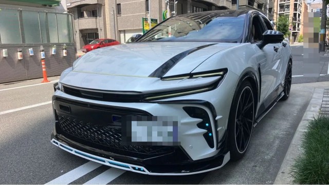 2024 Toyota Crown Sport Hybrid Z