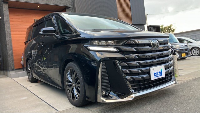 2024 Toyota Vellfire Hybrid Z Premia