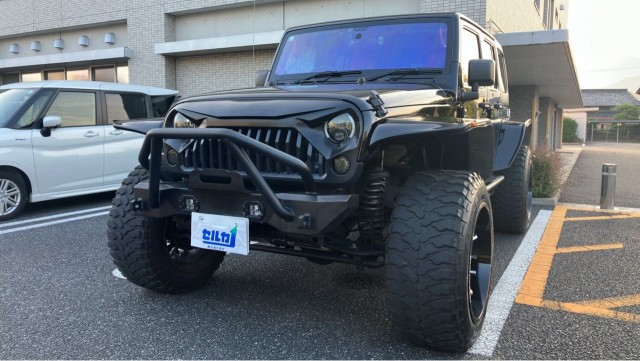2013 CHRYSLERJEEP JEEP Wrangler UNLTD Sports