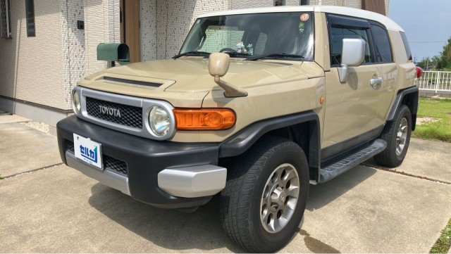 2012 Toyota FJCruiser Color Package
