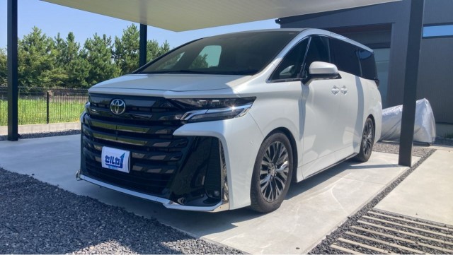 2024 Toyota Vellfire Hybrid Z Premia