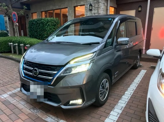 2022 Nissan Serena e-POWER e-POWER XV