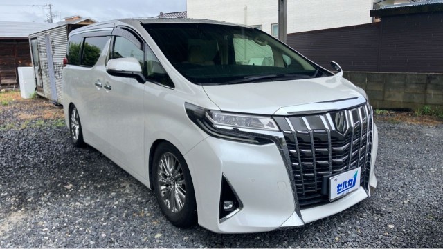 2018 Toyota Alphard 2.5G — Photo 1